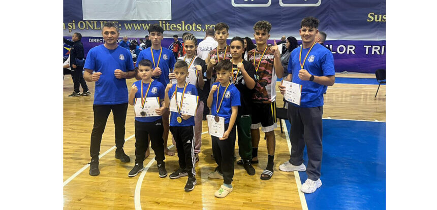 foto sportivii cs medgidia pe podiumul cupei campionilor de kickboxing de la pitesti iata rezultatele obtinute 68ff834534794
