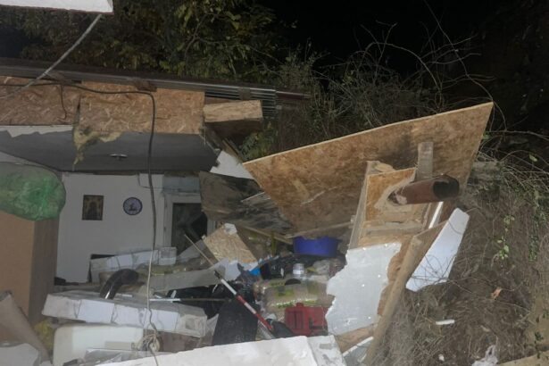 foto un mal de pamant s a prabusit peste o locuinta in orasul macin cei din interior au scapat ca prin minune 69026590d4fdd