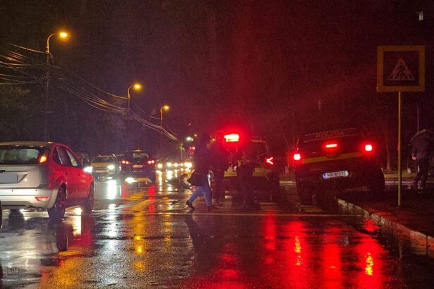 foto video accident rutier in constanta pieton lovit de masina pe strada i l caragiale 68e5416509a15