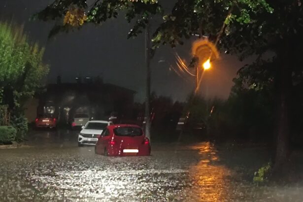 foto video furtuna a facut prapad in judetul constanta noaptea trecuta strazi si subsoluri de case inundate persoane blocate in autoturisme 68e0b234cc320