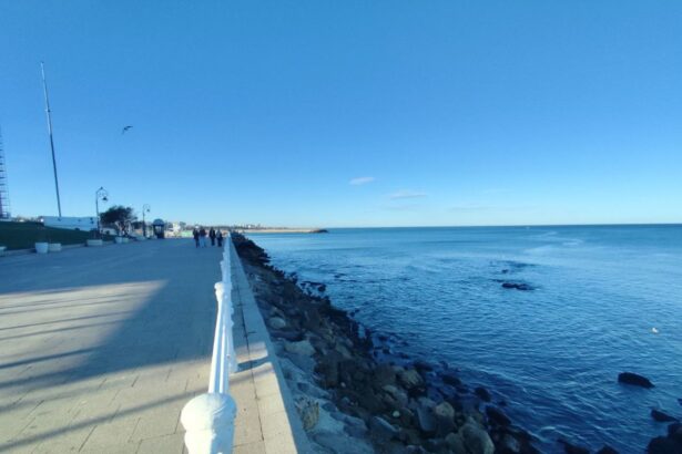 foto video imagini spectaculoase pe faleza cazinoului din constanta marea s a retras si a lasat la vedere pietrele ascunse de valuri 690259e4a99c6