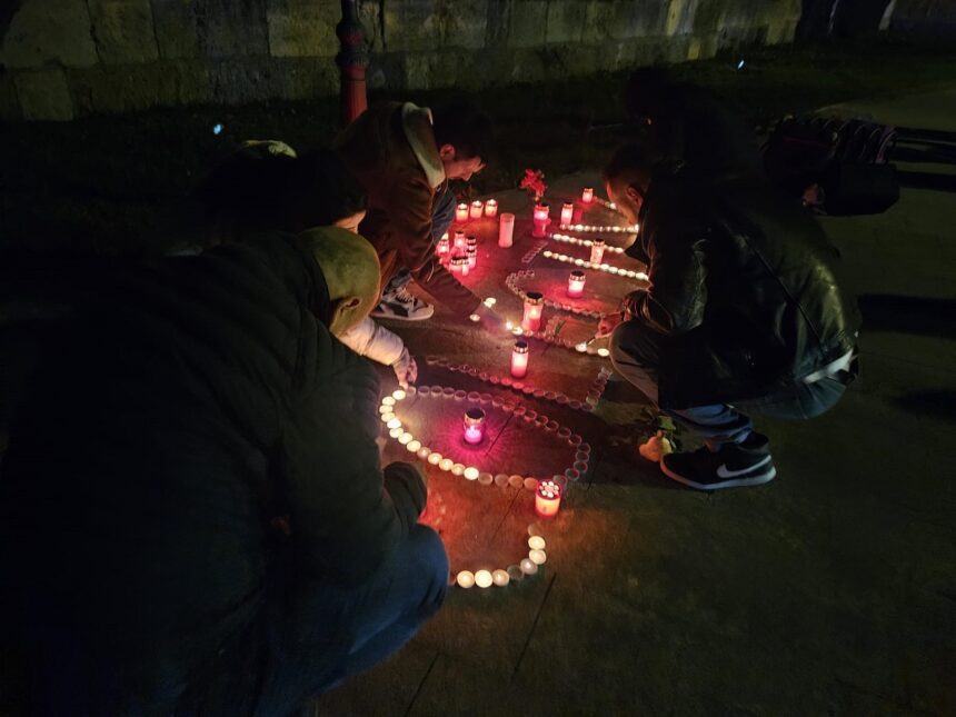 Marș de comemorare la Constanța la 10 ani de la incendiul din Clubul Colectiv 1 foto video mars de comemorare la constanta la 10 ani de la incendiul din clubul colectiv 690397691b8c6