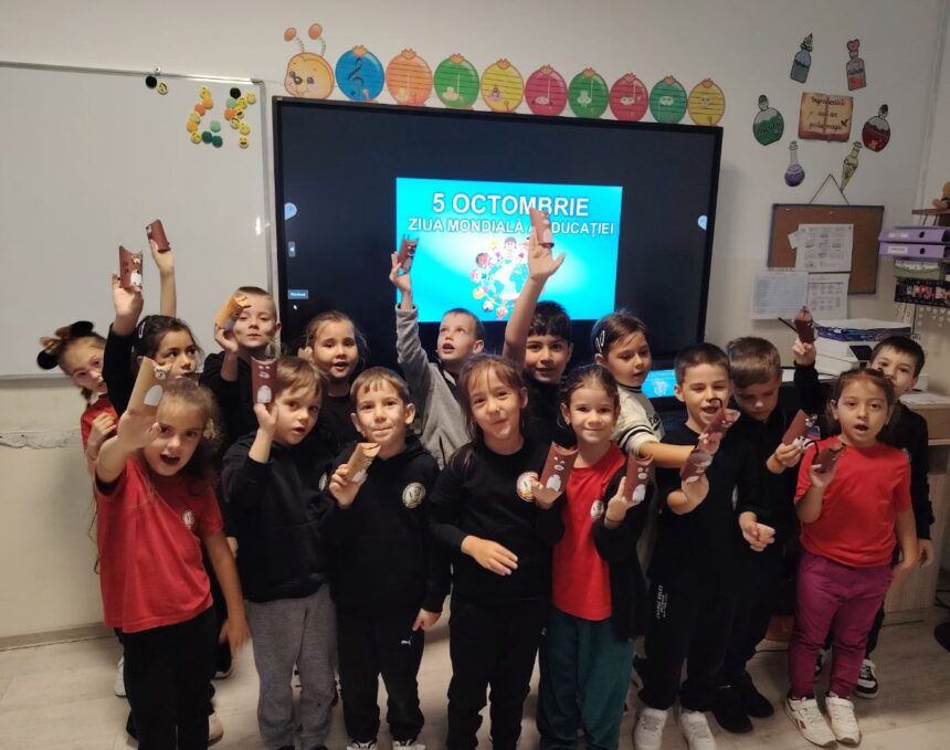 foto ziua educatiei o sarbatoare a bucuriei la scoala gimnaziala lucian grigorescu din medgidia 68dff47507546