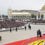 Cele mai impresionante momente de la inaugurarea Catedralei Naționale, surprinse în imagini 5 galerie foto cele mai impresionante momente de la inaugurarea catedralei nationale surprinse in imagini 68fe1b15d3b31