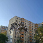 galerie foto explozie puternica intr un bloc din rahova in bucuresti doi morti si zeci de persoane ranite 68f1ea9a8652f