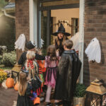 Halloween 2025: Semnificația dovleacului sculptat și cele mai populare tradiții de 31 octombrie 5 halloween 2025 semnificatia dovleacului sculptat si cele mai populare traditii pe 31 octombrie 6904573365824