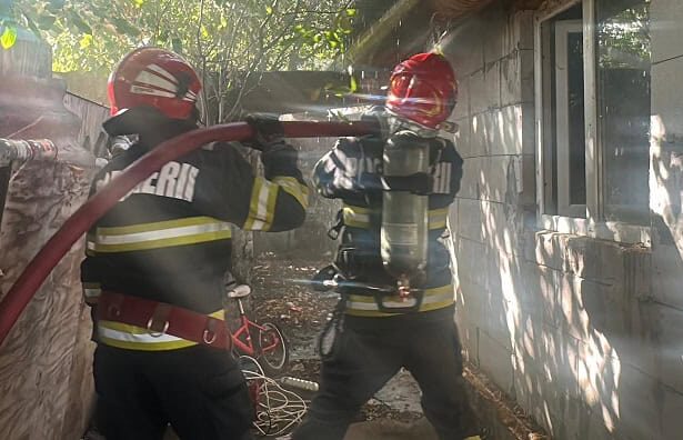 incendiu la o locuinta din municipiul tulcea 68dd2ab9f1a18