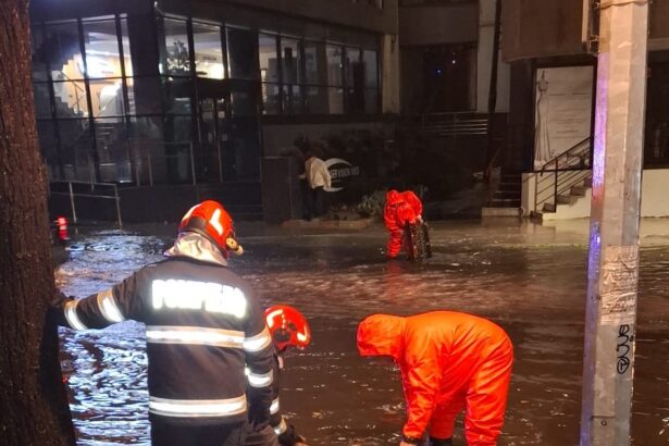inundatii si interventii de urgenta in constanta lumina harsova ovidiu si navodari zeci de sesizari in urma ploii torentiale de noaptea trecuta 68e5f4b0ce93f
