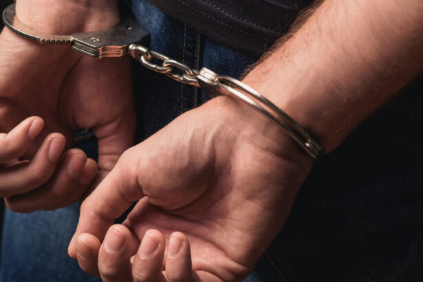 jaful de la oficiul postal nr 1 din timisoara unul dintre suspecti a fost prins in italia se ascundea intr un apartament din pavia 68ee5aa9b58e5