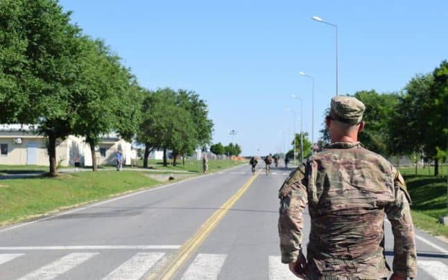 Militarii americani vor fi retrași de la Mihail Kogălniceanu? Află declarația Ministerului Apărării Naționale. 1 militarii americani vor fi retrasi de la mihail kogalniceanu vezi ce spune ministerul apararii nationale 6901e37def2dd