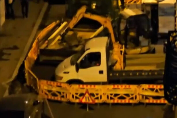 news alert alerta in centrul capitalei un bucurestean a anuntat la 112 ca simte miros de gaz strada ion campineanu este blocata 68ffb682814c6