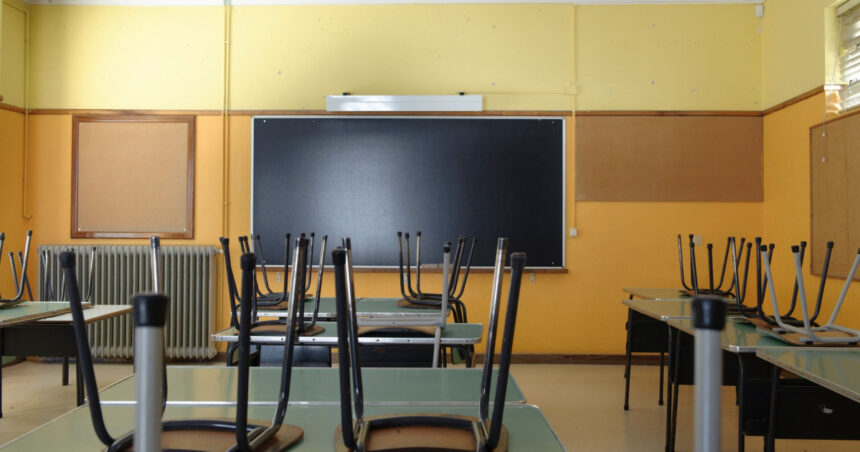 news alert toate scolile din bucuresti vor fi inchise miercuri stelian bujduveanu trebuie sa fim prudenti si sa nu blocam orasul 68e5192145a3d