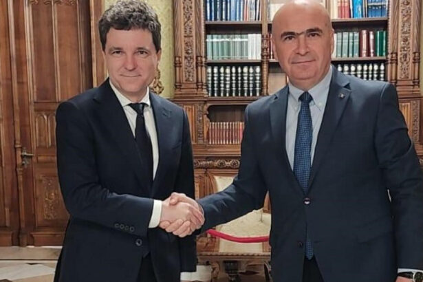 nicusor dan despre o demisie a lui bolojan nicidecum cand spune presedintele ca va fi rezolvata problema pensiilor magistratilor 68f674e10c0e9