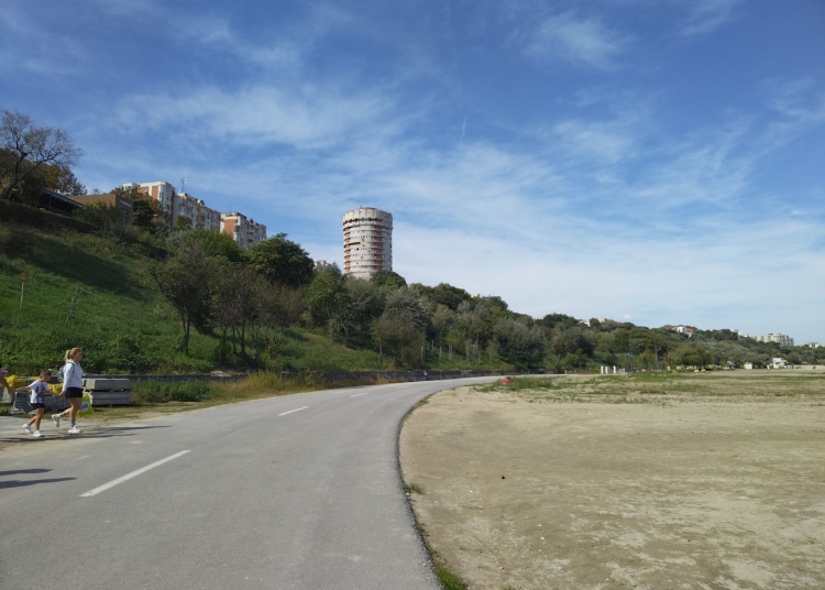 noua promenada de pe taluzul din zona modern prinde contur a primit mai multe avize importante 68e9789f60dd1