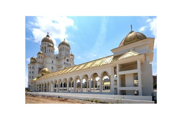 patriarhia romana primele precizari dupa incidentele de la catedrala mantuirii neamului nu a fost nicio inchidere a bisericii si nicio agresiune 69037b4a29ea6