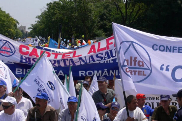 patru confederatii sindicale protesteaza azi in piata victoriei impotriva masurilor de austeritate 6901bb36d6188