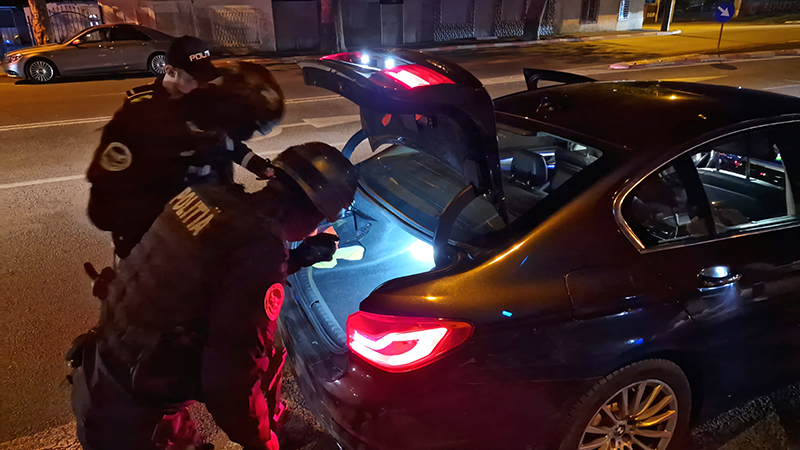 perchezitii dna sunt vizate tranzactii auto cu un prejudiciu de 6 milioane de euro 68f75071ccb5f