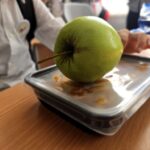Peste 17.000 de elevi din județul Constanța primesc masă caldă 5 peste 17 000 de elevi din judetul constanta beneficiaza de masa calda 68fca4cc01b0e