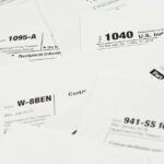 Peste 22.000 de germani și-au schimbat genul din acte după adoptarea legii privind autodeterminarea 3 peste 22 000 de germani si au schimbat genul din acte dupa adoptarea legii de autodeterminare 690239c547e4e