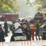 premierul ilie bolojan dupa explozia din rahova doi raniti vor fi transferati in strainatate foarte probabil blocul va fi demolat 68f22f8571b58