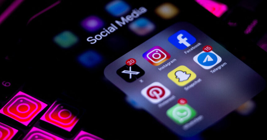 retelele sociale au intrat in declin iar tinerii sunt primii care parasesc platformele exista totusi o exceptie 68e38f7ea023e