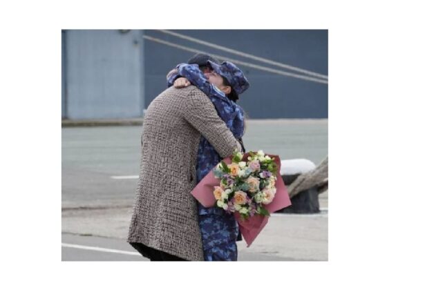 revedere plina de emotii la constanta echipajul fregatei regina maria s a intors acasa dupa 50 de zile pe mare 68ee4e4830b9e