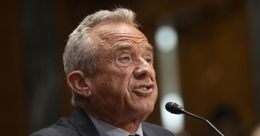 RFK Jr se pregătește să recomande americanilor să consume mai multe grăsimi saturate, contrazicând două decenii de cercetări medicale. 1 rfk jr se pregateste sa recomande americanilor sa consume mai multe grasimi saturate contrazicand doua decenii de studii medicale 68fd0ff12e9ec
