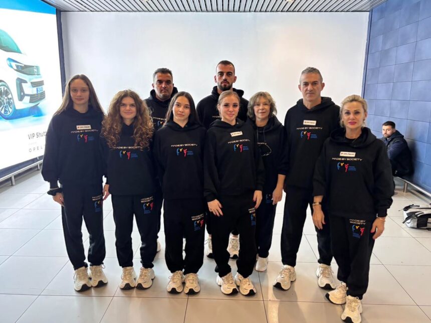 sabrina voinea de la csm constanta face parte din lotul care va reprezenta romania la campionatele mondiale de gimnastica artistica 2025 68ecfcd58bc1f