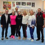 sabrina voinea incurajata de nadia comaneci inainte de plecarea la mondiale 68ea022d5bdad