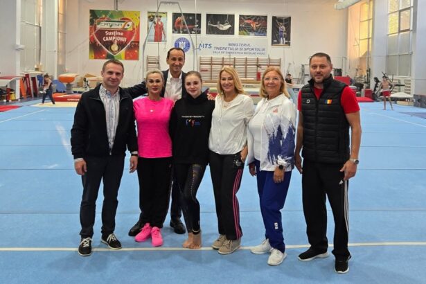 sabrina voinea incurajata de nadia comaneci inainte de plecarea la mondiale 68ea022d5bdad