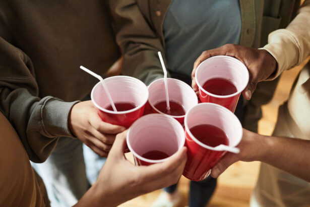 schimbare de preferinte in randul tinerilor europeni consuma din ce in ce mai putin alcool care sunt motivele studiu 68edcda31d1ba