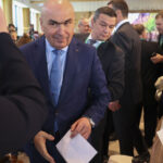 sedinta in coalitie mandatul lui ilie bolojan dupa decizia ccr si data alegerilor din bucuresti in discutie ce variante sunt pe masa 68f708984c6d9