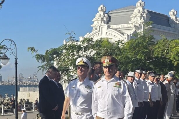 seful statului major al apararii fiecare cetatean ar trebui sa stie sa traga cu arma pentru a si apara familia 68eb48c3b6e2b