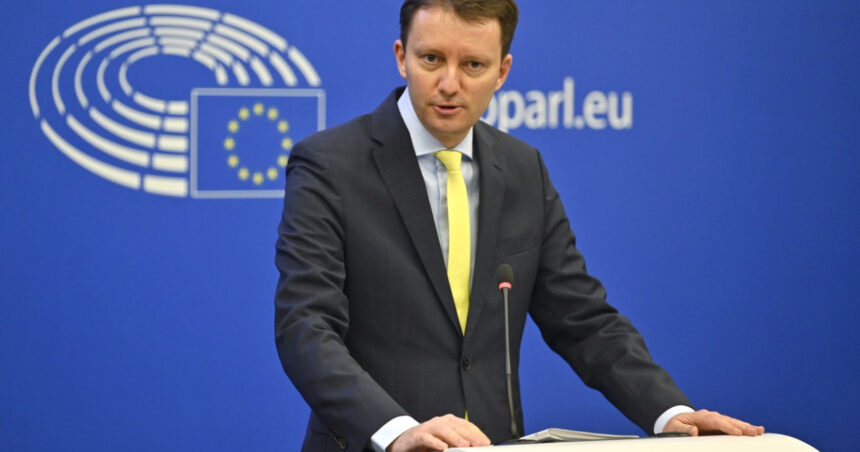 siegfried muresan la protestul fermierilor din fata parlamentului european vom apara fondurile pentru agricultura in fata taierilor 68f77928097e8