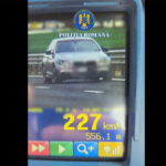 sofer prins cu 227 km h pe autostrada lasat fara permis ce amenda i au aplicat politistii 68f4bf065e1e7