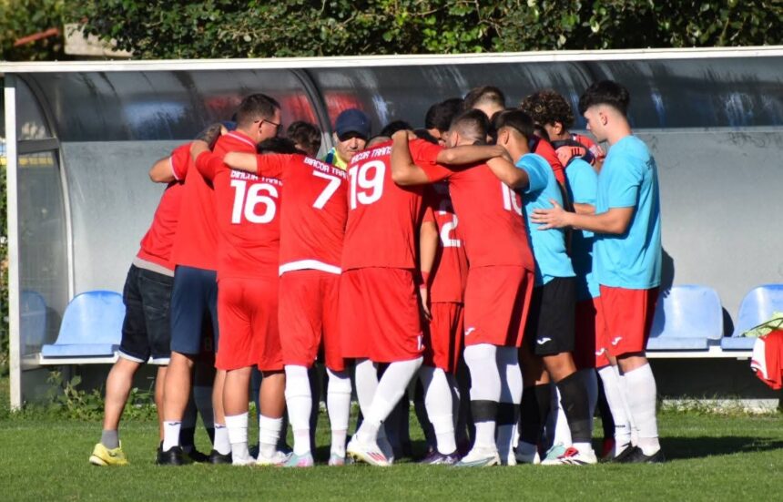 Surpriză mare în Liga a IV-a! O singură echipă rămâne fără înfrângere în acest sezon! 1 surpriza mare in liga a iv a o singura echipa ramane neinvinsa in acest sezon 68fceec553565