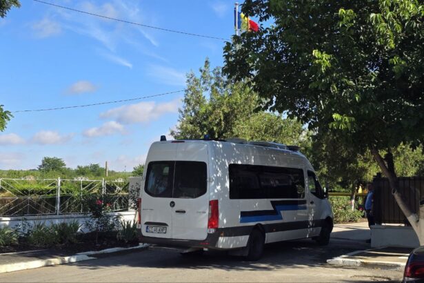 surse diicot constanta trimite in judecata un politist de penitenciar de la poarta alba ar fi divulgat identitatea unui colaborator antimafia 68e723562f6ee