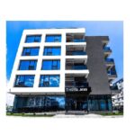 Hotel de patru etaje din Mamaia Nord, construit cu fonduri europene, disponibil pentru vânzare la prețul de 5,3 milioane de euro. 5 un hotel de patru etaje din mamaia nord realizat prin fonduri europene se vinde pentru 53 milioane de euro 68fc421229dd3