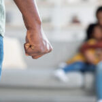 un roman si a transformat casa intr o inchisoare domestica pentru sotie si copii ani de teroare violente filmate si abuzuri 68fa117cf251c
