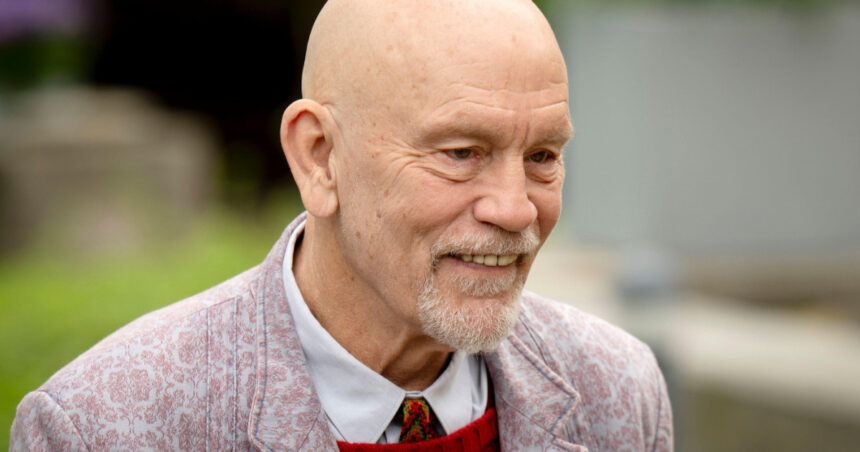 video actorul american john malkovich a aflat ca este 43 roman dupa ce a facut un test adn 68e28e614a564