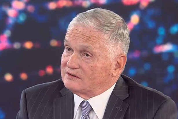 video adrian zuckerman m a surprins ca anuntul retragerii unor trupe ale sua s a facut cand trump era in asia e o mare primejdie 6903ca8ca174f