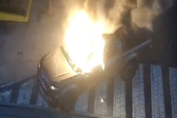 video atac terorist in ecuador o masina a explodat langa un mall o persoana a murit si mai multe au fost ranite 68ef4d5b9568c