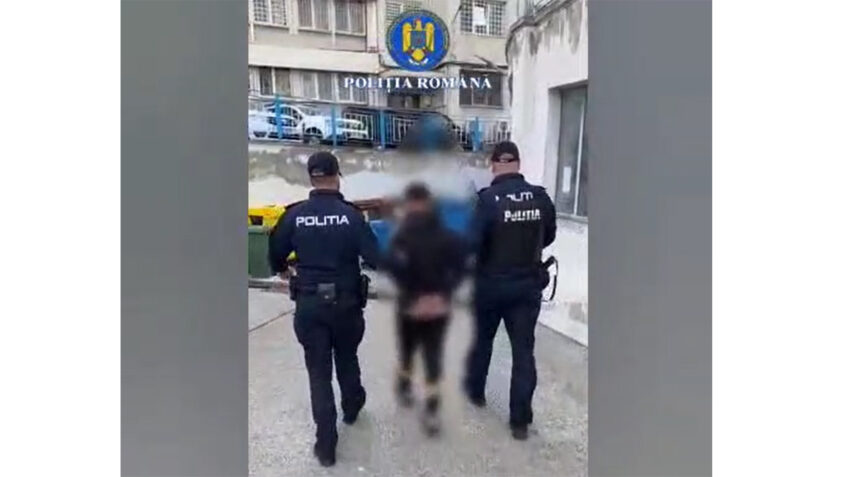 video barbat arestat dupa ce si a lovit prietenul cu un ciocan in cap judecatorii l au trimis dupa gratii pentru 30 de zile 68f9e58437671