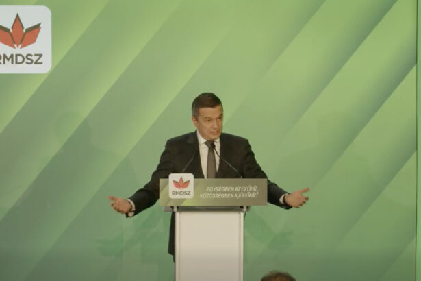 video grindeanu la congresul udmr uneori in coalitie pare ca vorbim limbi diferite a iesit din sala la intonarea imnului secuiesc 68e8dc770c1b5