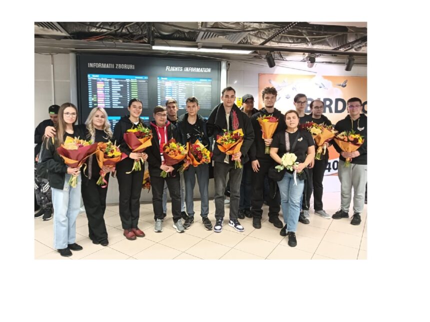 vladimir albu de la colegiul national mircea cel batran din constanta parte din team romania la ecsc 2025 68f11459d8858