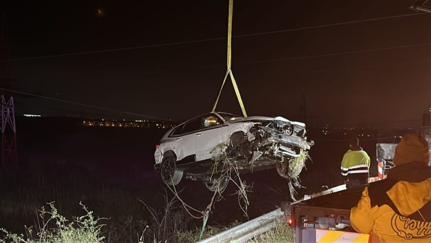 accident rutier spectaculos pe dn 22b o masina s a rostogolit in afara partii carosabile dupa ce a lovit un parapet 6917535c15467