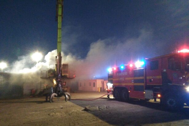 alerta in portul constanta a luat foc o instalatie din dana 80 in terminalul comvex 691ce33c65416