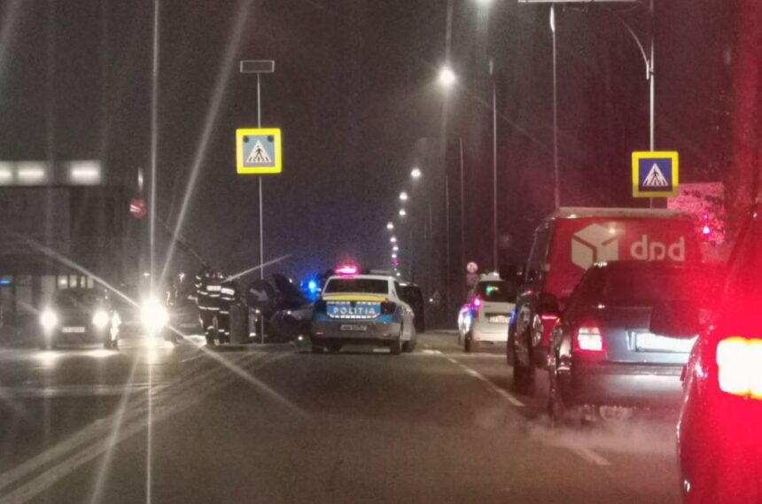automobil rasturnat pe bulevardul aurel vlaicu din constanta 69175de8461bf