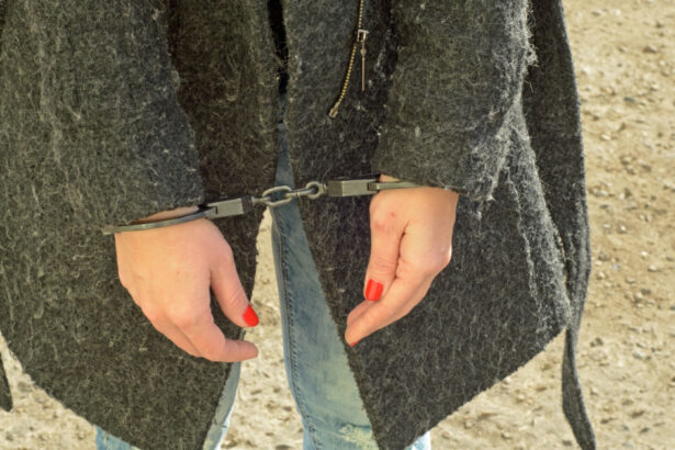 bistrita nasaud o femeie cumpara de la farmacie creme cu clorura de mercur si le vindea sub sigla proprie o clienta a ajuns la spital 6913564871ef8