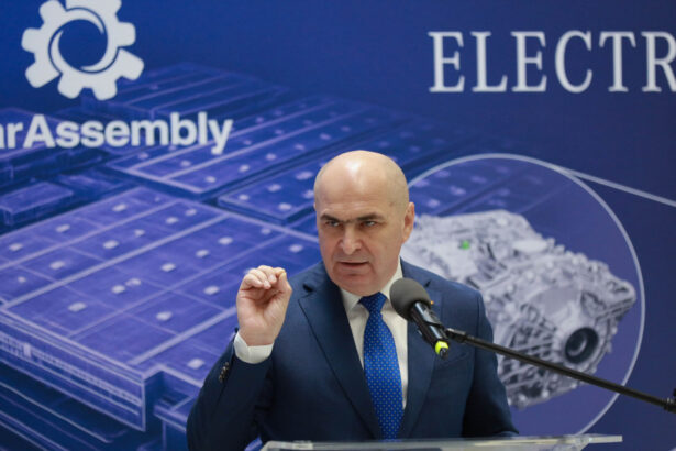 bolojan spune ca a primit plangeri de la marii investitori ca impozitul pe cifra de afaceri inhiba investitiile 6920a4e0ed7c2